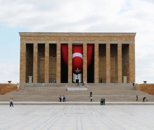 ¿Cómo puedo participar en circuitos por Turquía?